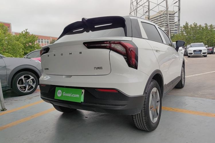 Used Geometry E Firefly 2024 301km Flowing Light Rear Right 45 Deg