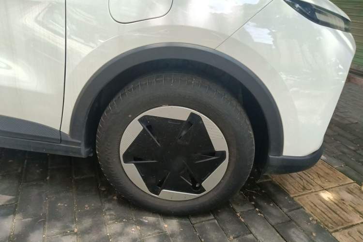 Used Geometry E Firefly 2024 301km Longteng Edition Right Front Wheel Hub