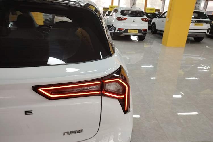 Used Geometry E Firefly 2024 301km Flowing Light Right Rear Taillight