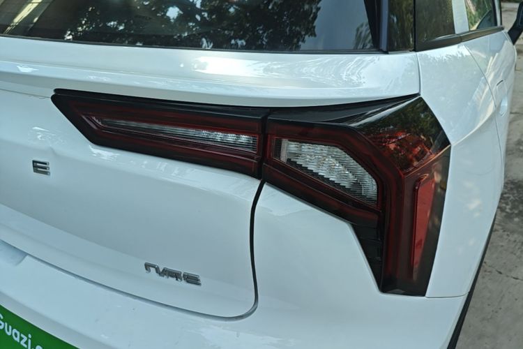 Used Geometry E Firefly 2024 301km Flowing Light Right Rear Taillight