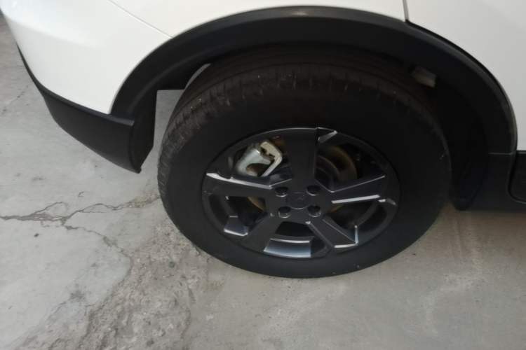 Used Geometry E Firefly 2024 301km Starlight Right Rear Wheel Hub