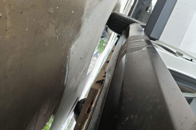Used Geometry E Firefly 2024 301km Flowing Light Right Side Sill