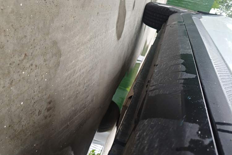 Used Geometry E Firefly 2024 301km Flowing Light Right Side Sill