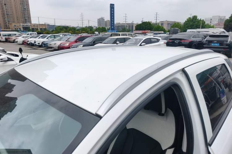 Used Geometry E Firefly 2024 301km Starlight Roof