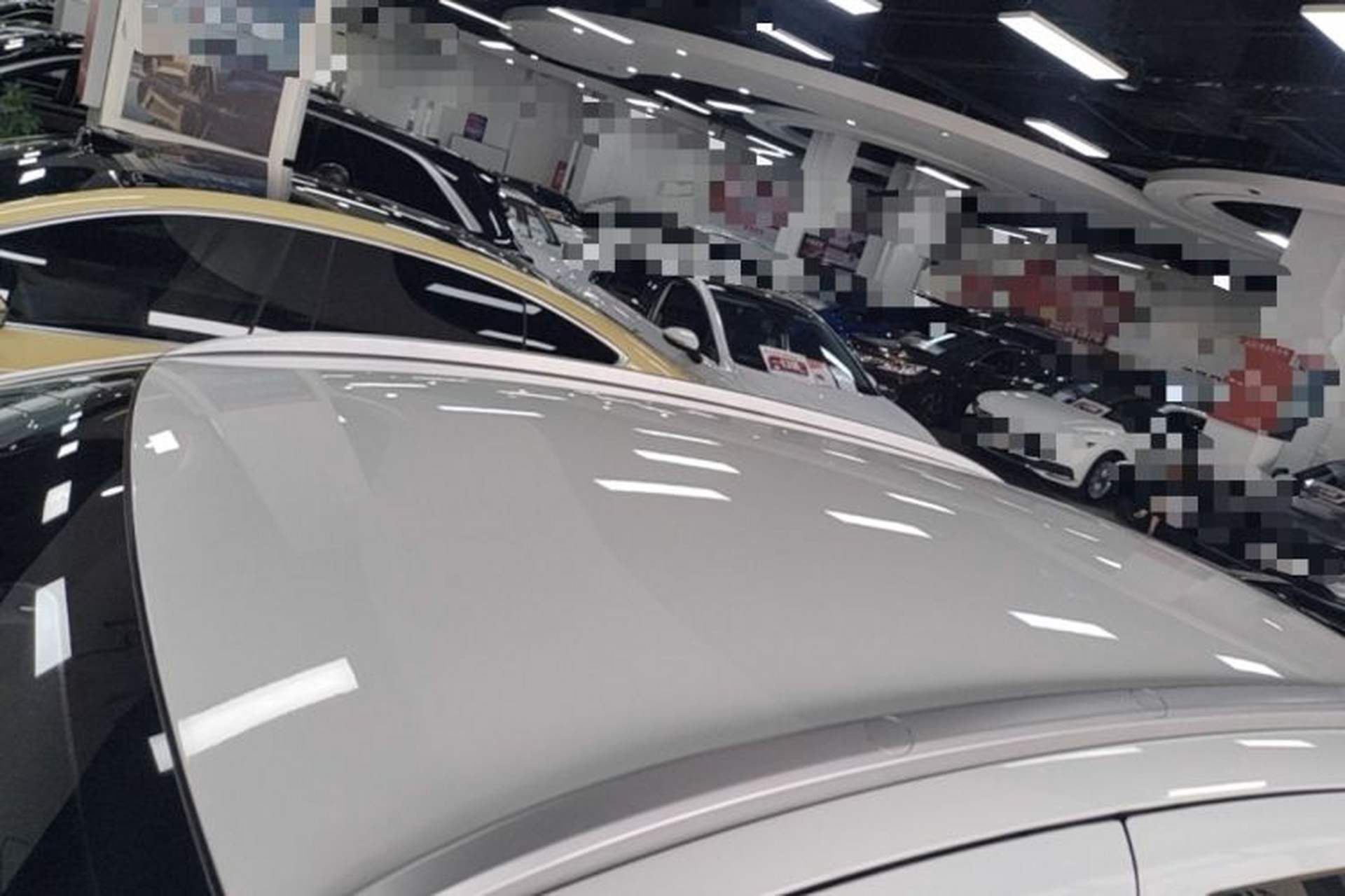 Used Geometry E Firefly 2024 401 km Fluorescent Roof