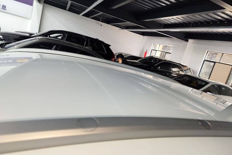 Used Geometry E Firefly 2024 301km Starlight Roof