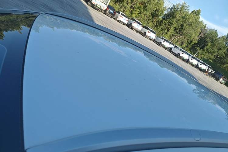 Used Geometry E Firefly 2024 301km Flowing Light Roof