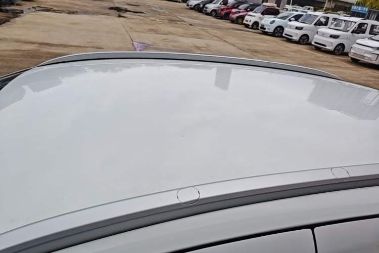 Used Geometry E Firefly 2024 301km Starlight Roof