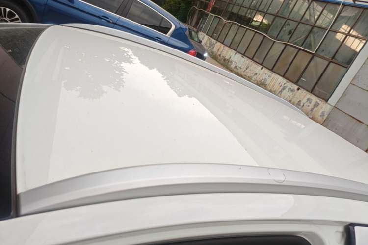 Used Geometry E Firefly 2024 301km Flowing Light Roof