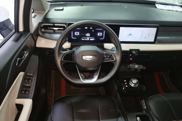 Used Geometry E Firefly 2024 301km Flowing Light Steering Wheel
