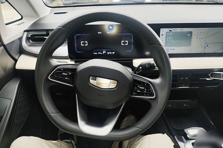 Used Geometry E Firefly 2024 301km Starlight Steering Wheel