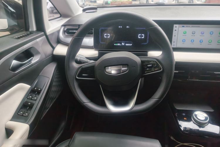 Used Geometry E Firefly 2024 301km Flowing Light Steering Wheel