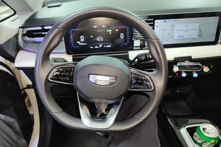 Used Geometry E Firefly 2024 301km Starlight Steering Wheel