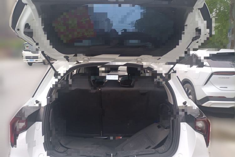 Used Geometry E Firefly 2024 301km Flowing Light Trunk