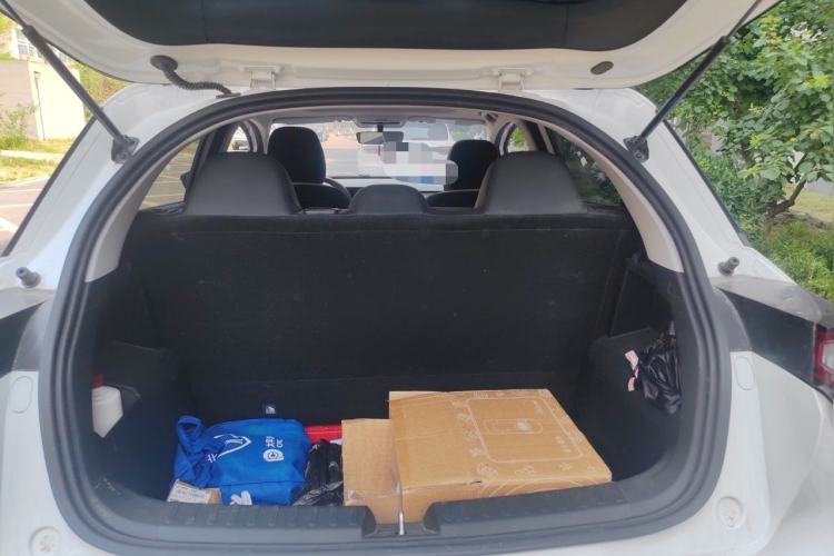 Used Geometry E Firefly 2024 301km Starlight Trunk