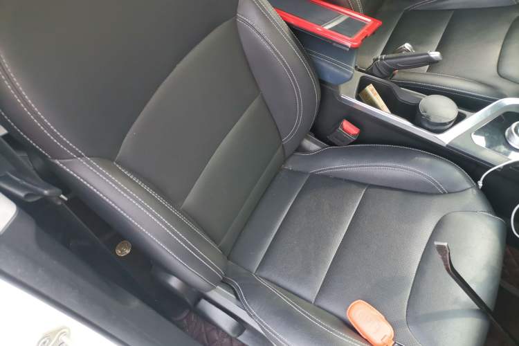Used Geometry EX3 Kung Fu Cow 2021 Tough Bull Cow Right Front Seat