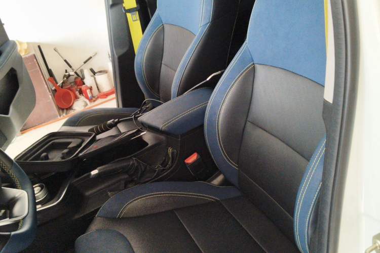 Used Geometry EX3 Kung Fu Cow 2021 Kungfu NiuNiu Left Front Seat