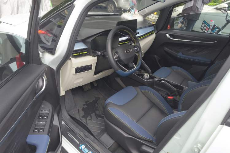 Used Geometry EX3 Kung Fu Cow 2021 Kungfu NiuNiu Driver Seat