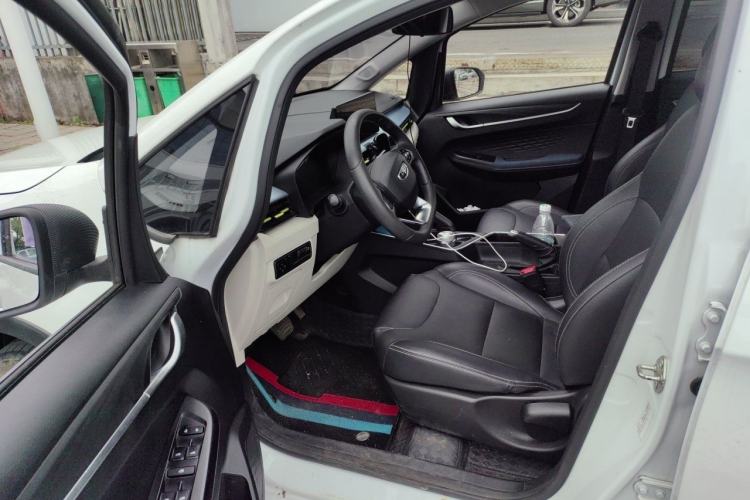 Used Geometry EX3 Kung Fu Cow 2021 Tough Bull Cow Driver Seat