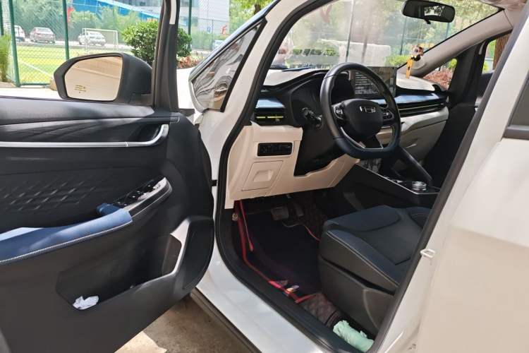 Used Geometry EX3 Kung Fu Cow 2021 Kungfu NiuNiu Driver Seat