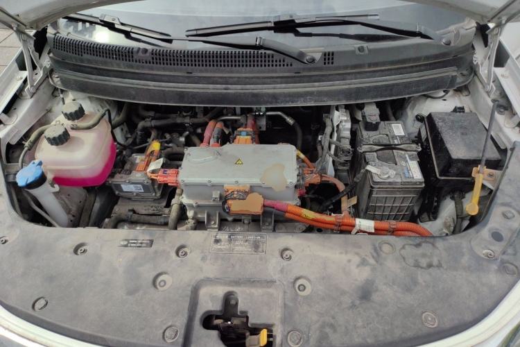 Used Geometry EX3 Kung Fu Cow 2021 Tough Bull Cow Engine Bay
