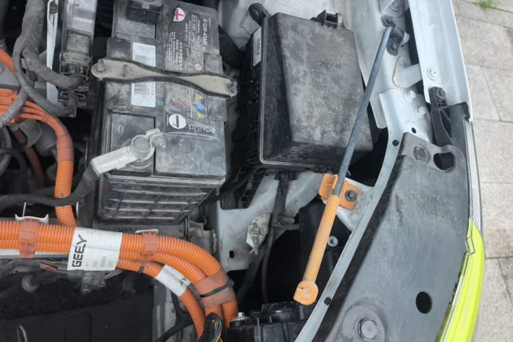 Used Geometry EX3 Kung Fu Cow 2021 Kungfu NiuNiu Engine Bay Left