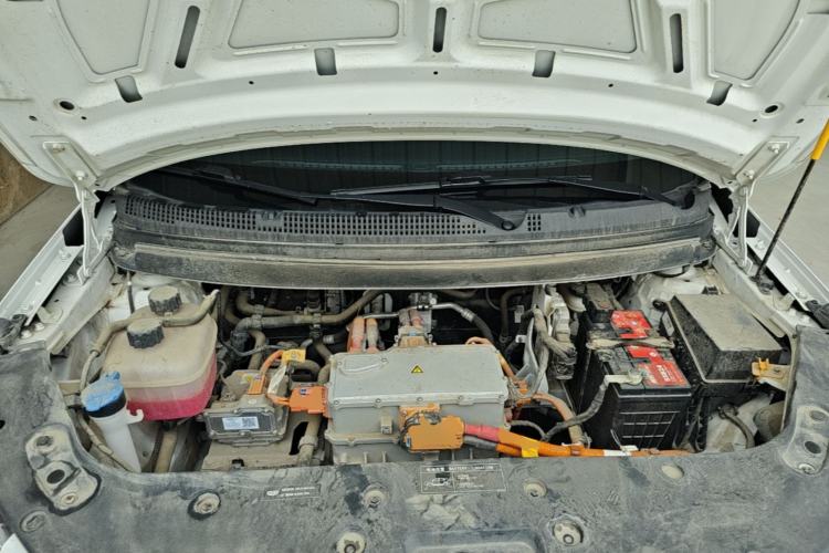 Used Geometry EX3 Kung Fu Cow 2021 Tough Bull Cow Engine Bay