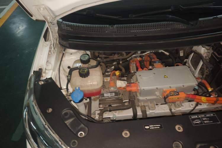 Used Geometry EX3 Kung Fu Cow 2021 Tough Bull Cow Engine Bay Right