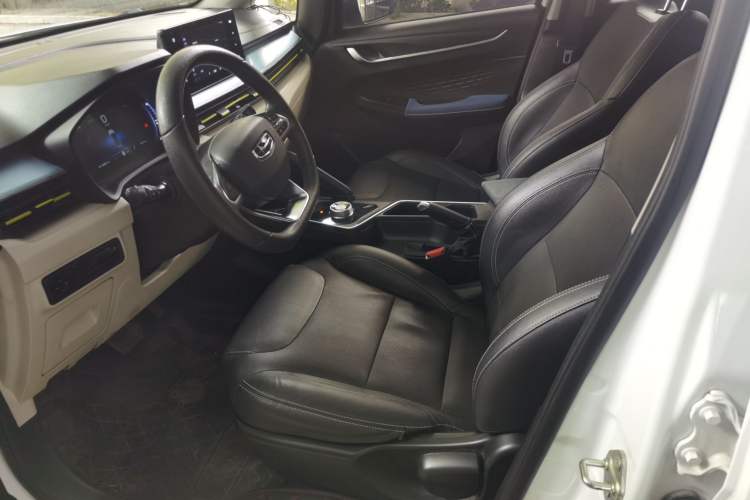 Used Geometry EX3 Kung Fu Cow 2021 Tough Bull Cow Interior 1