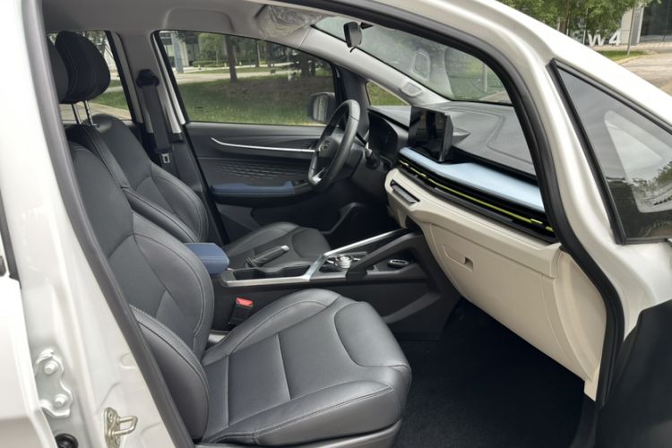 Used Geometry EX3 Kung Fu Cow 2021 Tough Bull Cow Interior 7