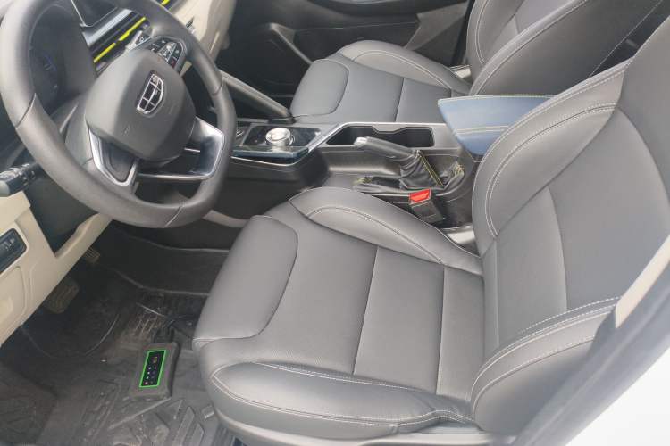 Used Geometry EX3 Kung Fu Cow 2021 Tough Bull Cow Left Front Seat