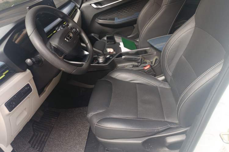Used Geometry EX3 Kung Fu Cow 2021 Tough Bull Cow Left Front Seat