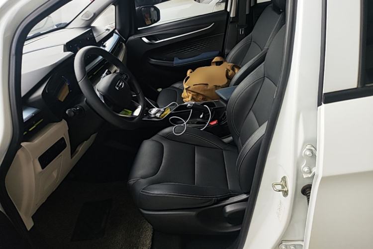 Used Geometry EX3 Kung Fu Cow 2021 Tough Bull Cow Left Front Seat
