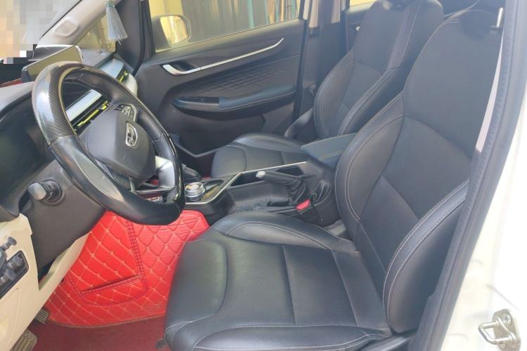 Used Geometry EX3 Kung Fu Cow 2021 Tough Bull Cow Left Front Seat