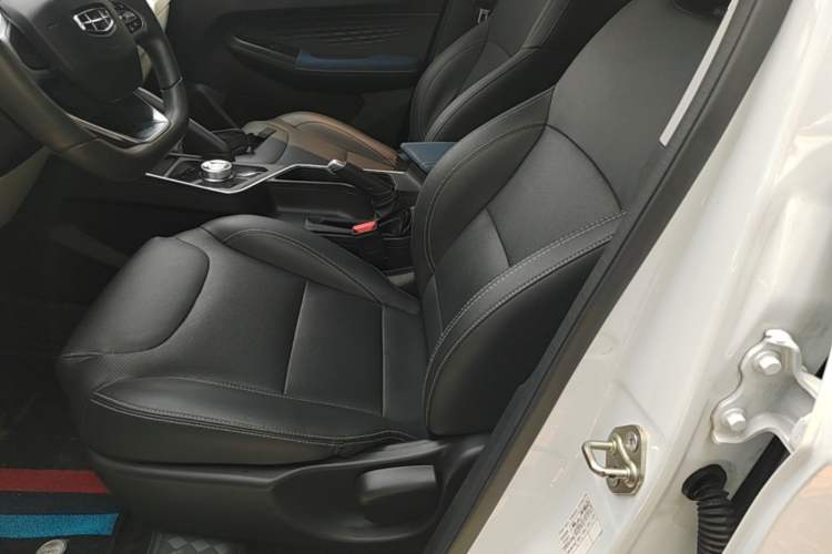 Used Geometry EX3 Kung Fu Cow 2021 Tough Bull Cow Left Front Seat