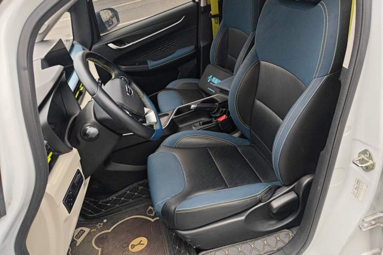Used Geometry EX3 Kung Fu Cow 2021 Kungfu NiuNiu Left Front Seat