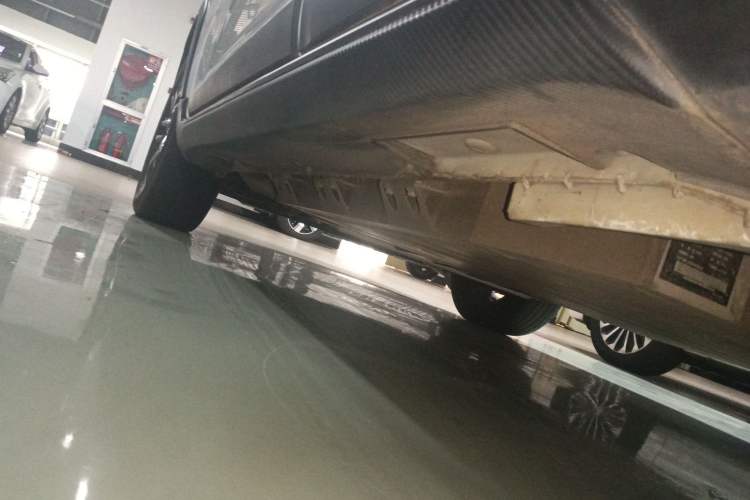 Used Geometry EX3 Kung Fu Cow 2021 Tough Bull Cow Left Side Sill