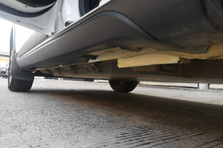 Used Geometry EX3 Kung Fu Cow 2021 Tough Bull Cow Left Side Sill