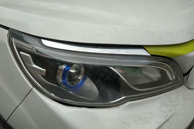 Used Geometry EX3 Kung Fu Cow 2021 Kungfu NiuNiu Right Front Headlight