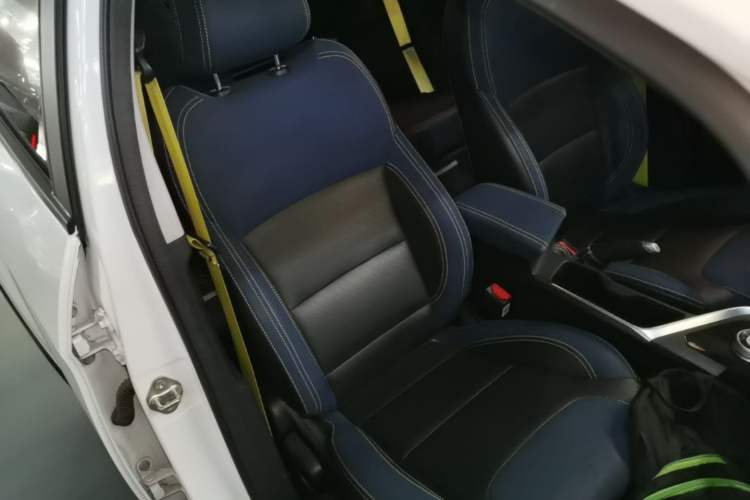 Used Geometry EX3 Kung Fu Cow 2021 Kungfu NiuNiu Right Front Seat