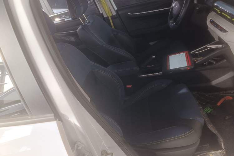 Used Geometry EX3 Kung Fu Cow 2021 Kungfu NiuNiu Right Front Seat