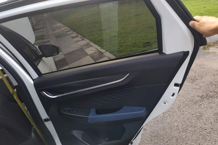 Used Geometry EX3 Kung Fu Cow 2021 Kungfu NiuNiu Right Rear Door Interior