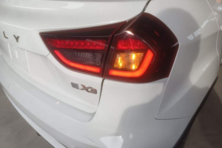 Used Geometry EX3 Kung Fu Cow 2021 Kungfu NiuNiu Right Rear Taillight