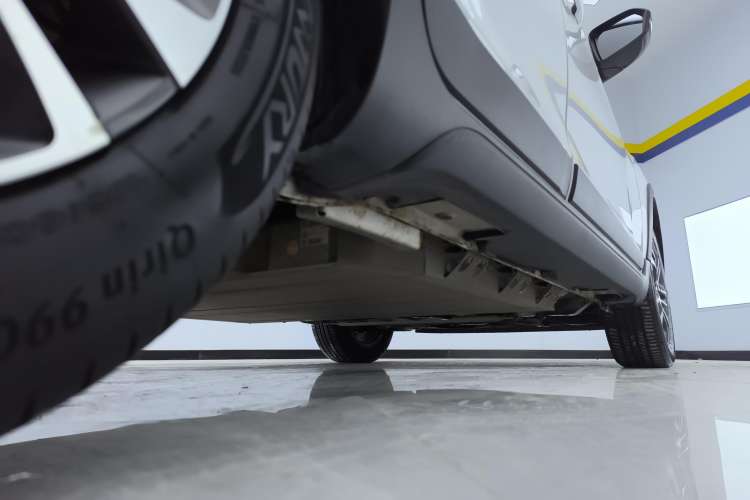 Used Geometry EX3 Kung Fu Cow 2021 Tough Bull Cow Right Side Sill