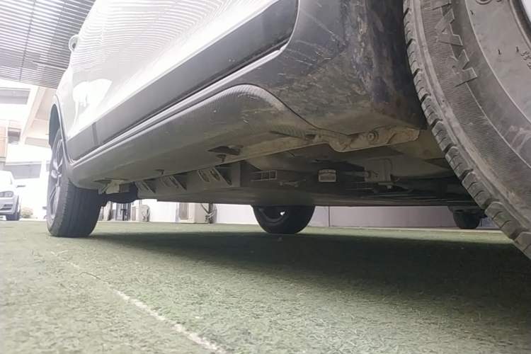Used Geometry EX3 Kung Fu Cow 2021 Tough Bull Cow Right Side Sill