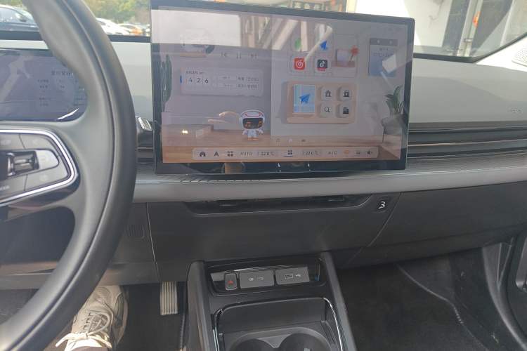 Used Geometry G6 2022 480 New Smart Type Audio And AC Panel