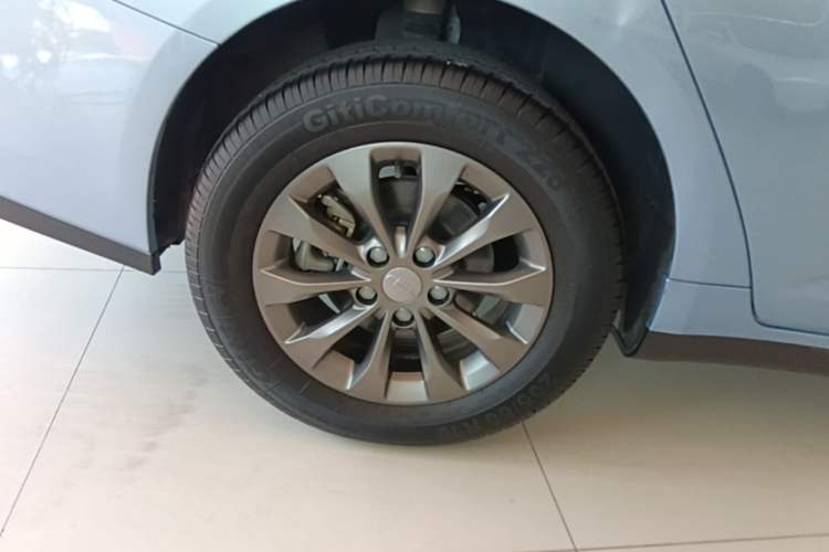 Used Geometry G6 2022 480 New Smart Type Right Rear Wheel Hub