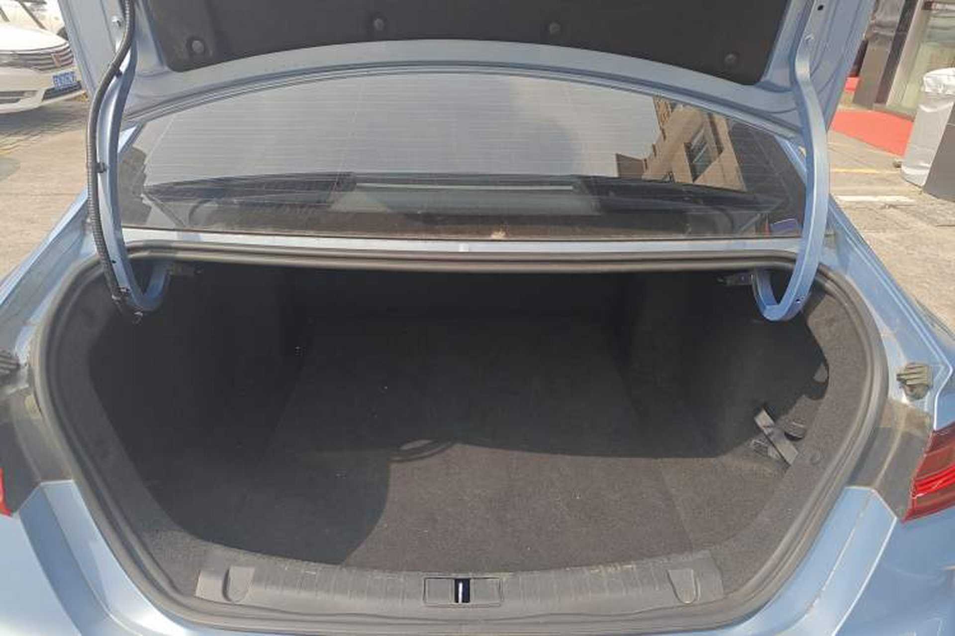 Used Geometry G6 2022 480 New Smart Type Trunk