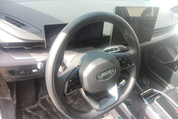Used Geometry G6 2022 480 New Enjoyment Version Interior 2