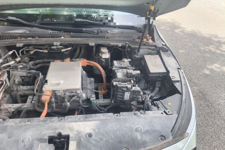 Used Geometry G6 2022 620 New Fun Edition Engine Bay Left
